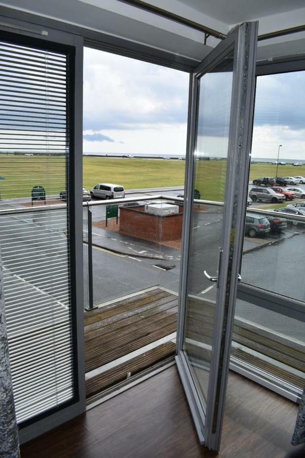 Links View Apartment Carnoustie Buitenkant foto